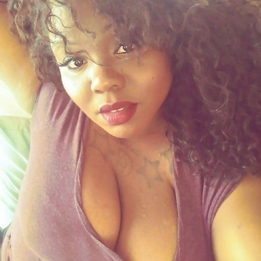 Meet your Posher, Mikla
